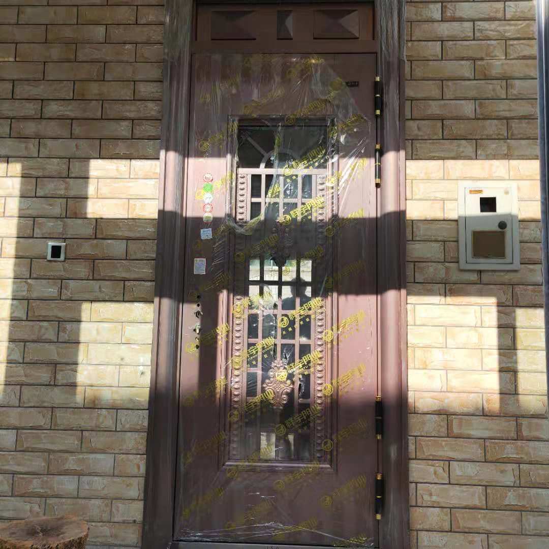 2018年11月9日平遙政府宿舍仿銅門案例